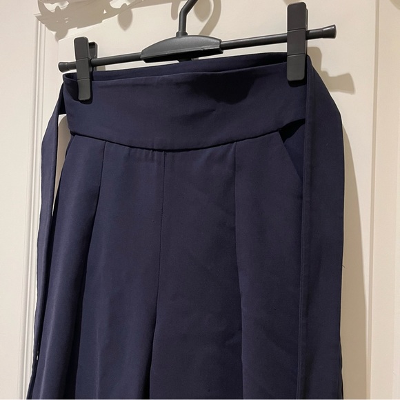 Aritzia Wilfred Feuille Navy Pleated Tie Waist Trouser Pants - Picture 9 of 14